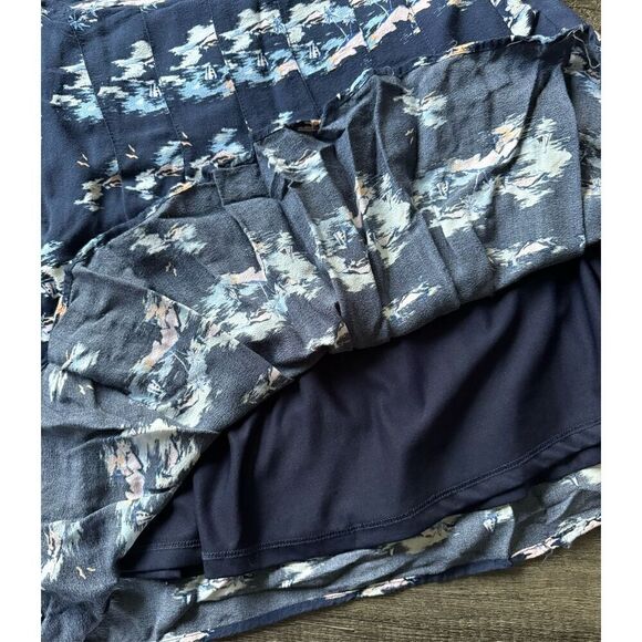 🔵 5 for $25 OLD NAVY women’s navy/multi colored pleated a-line patterned skirt - Picture 3 of 8